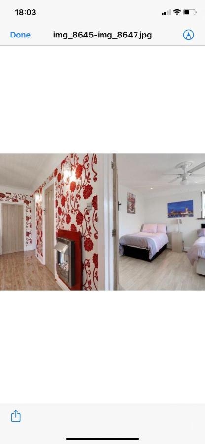 Mansion 8 Bedrooms In Private Gated Ave Huge Garden Hot Tub Free Sauna Up To 23 Casa de Férias *